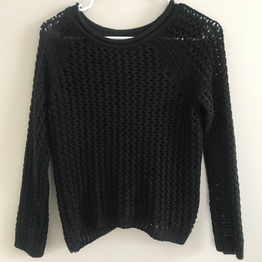 black H&M sweater